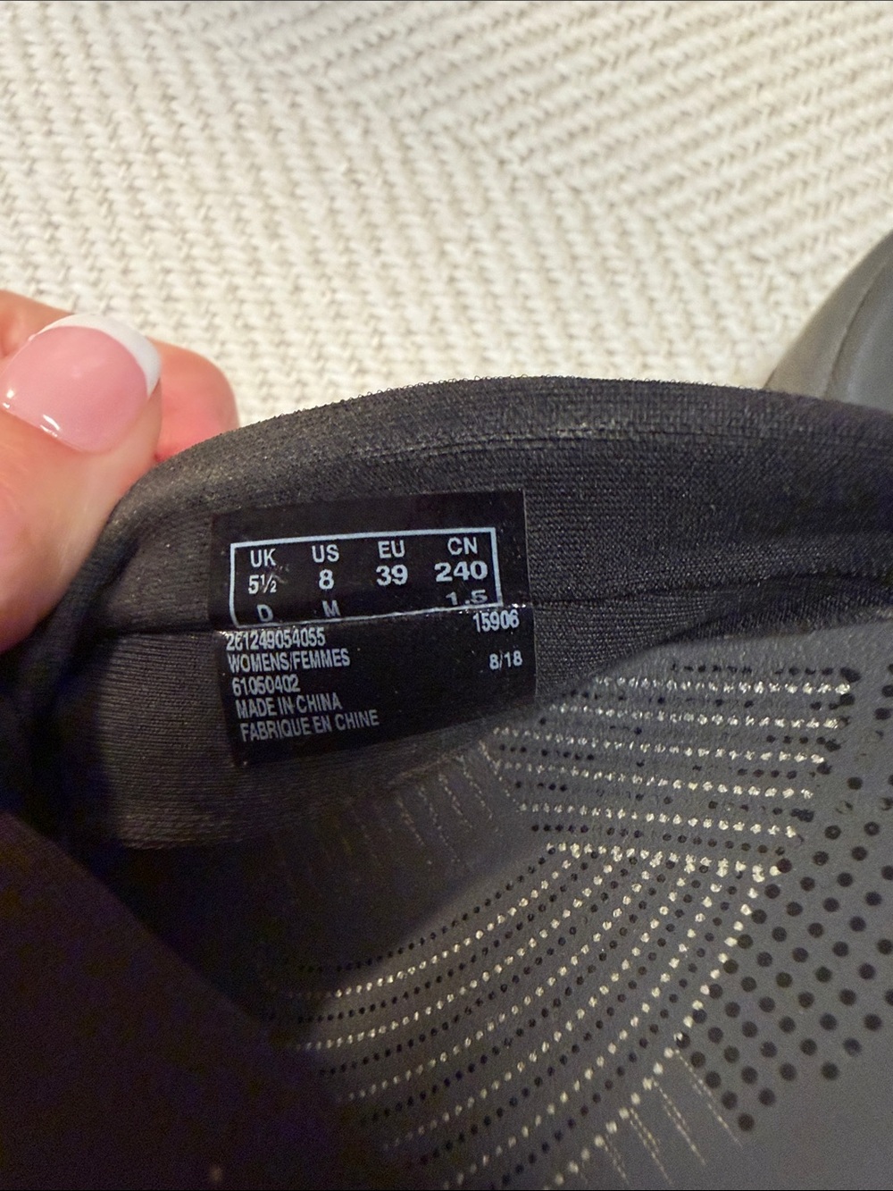 Cloudsteppers by Clarks Black Cushioned Flip Flop Sandals - Picture 5 of 5